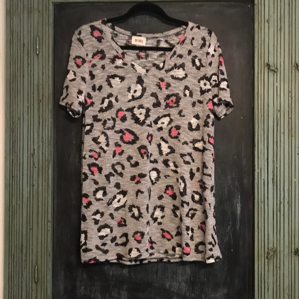 Leopard-Print Knit Top